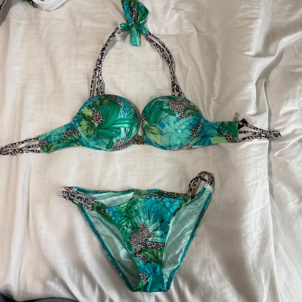 Jungle print VS swim